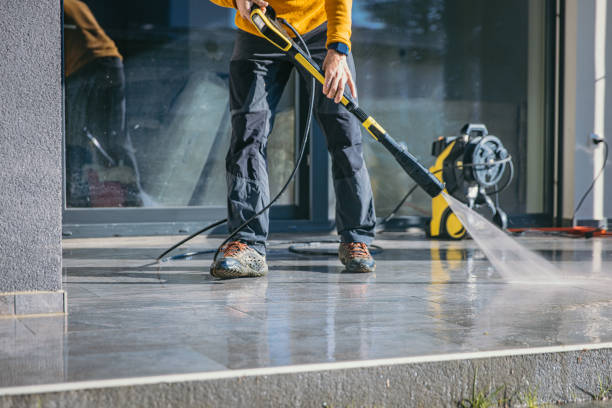 Best Roof Pressure Washing  in Sheridan, WY